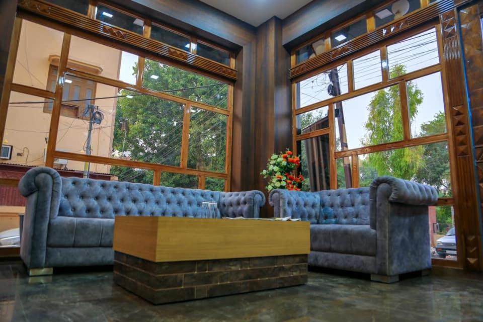Amor Hotel Gangānagar エクステリア 写真